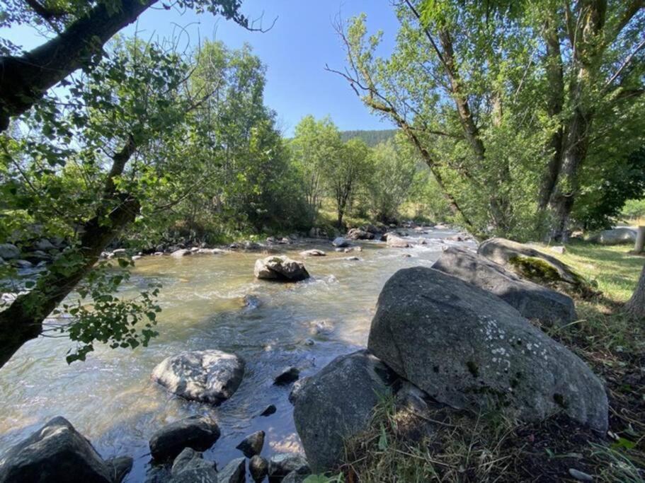 Precioso Apartamento Con Jardin Privado A 4 Km De Puigcerda Enveitg Kültér fotó